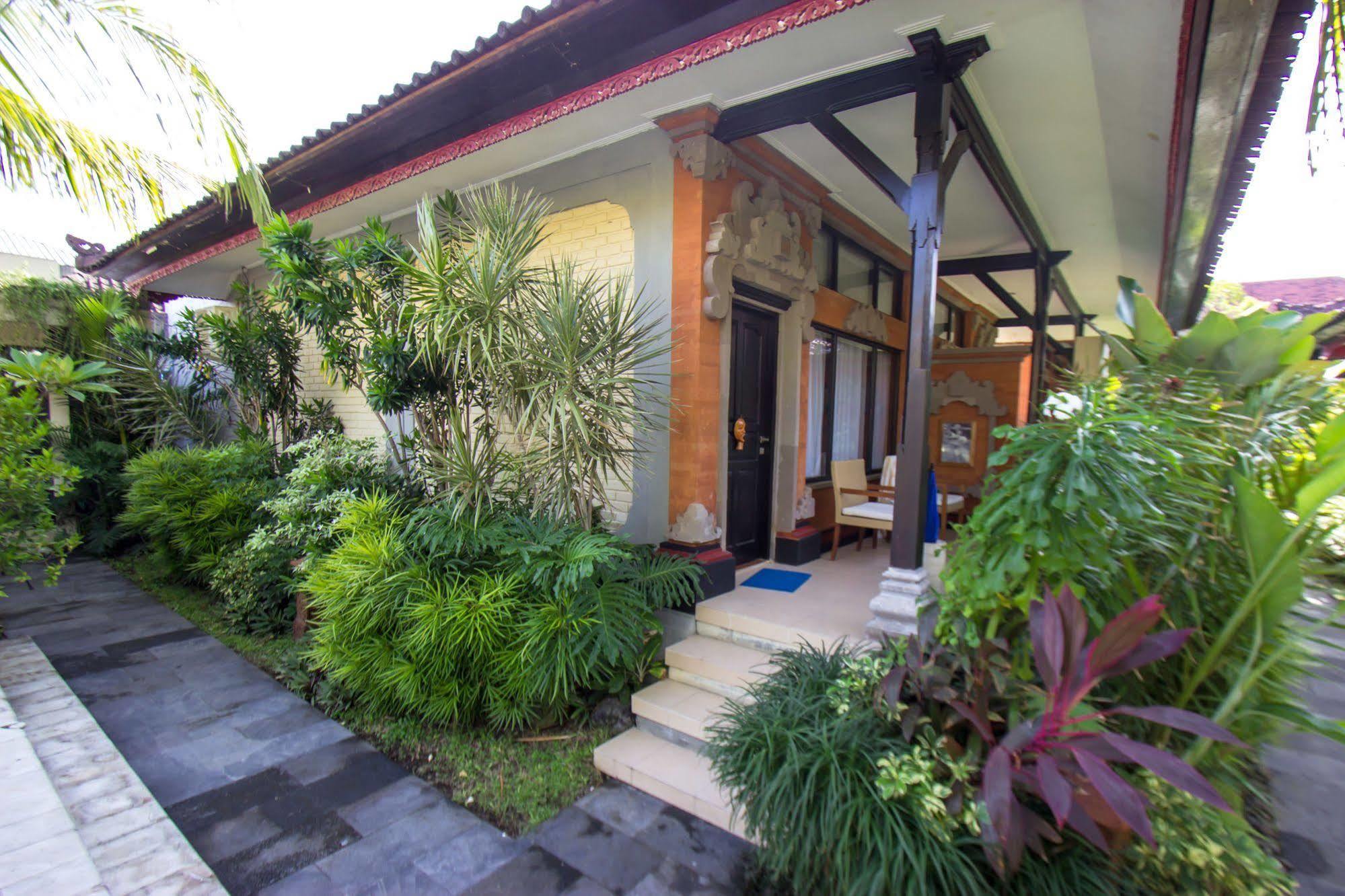 Natya Hotel Tanah Lot Selemadeg Екстериор снимка